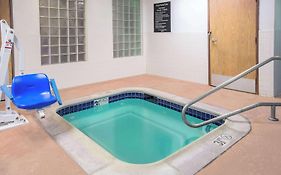 Super 8 By Wyndham Garland North Dallas Area