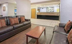Super 8 By Wyndham Garland North Dallas Area